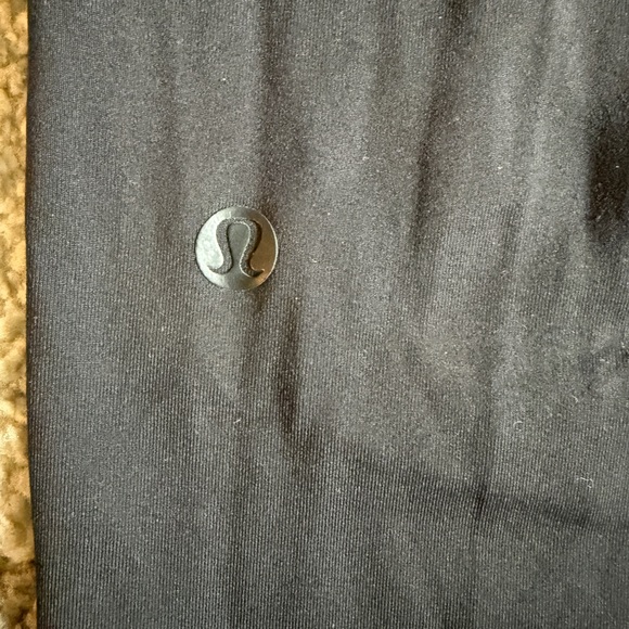 Lululemon On the Fly Black Luxtreme Womens Pants - Size 8 - Picture 3 of 7